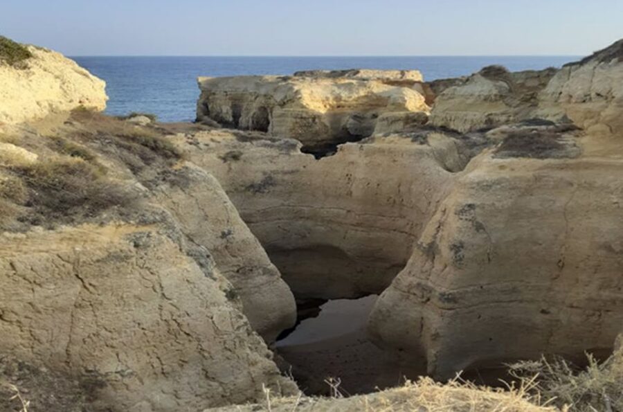 Albufeira: Beaches, Old Town, and Salgados Lagoon Jeep Tour - Key things worth knowing before you go