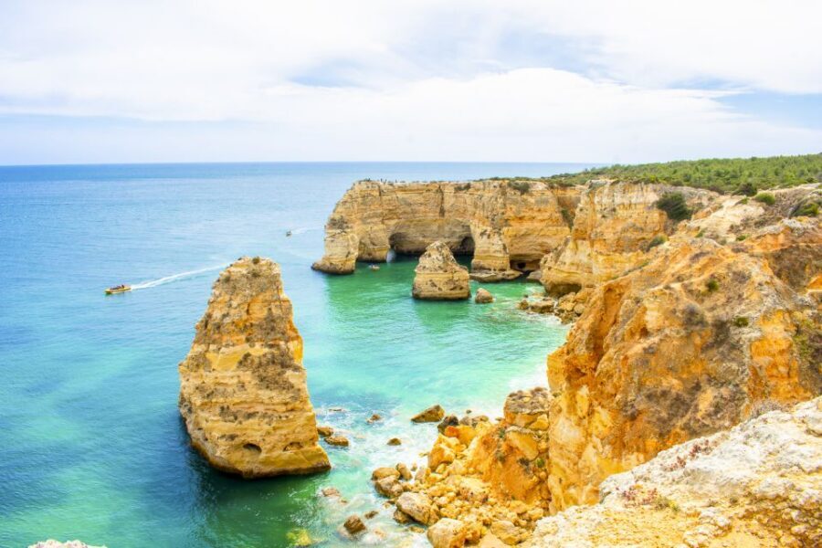 Albufeira: Benagil Caves & Dolphin Watching Speed Boat Tour - Who the guides and skippers matter: the team makes it feel safe