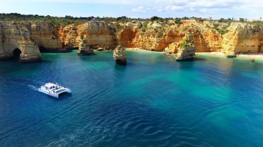 Albufeira: Catamaran Cruise with BBQ & Open Bar on the Beach - Key things I’d plan around