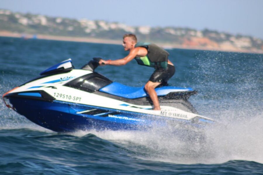 Albufeira: Jet Ski Rental - Jet ski time in Albufeira, with 110hp and real safety
