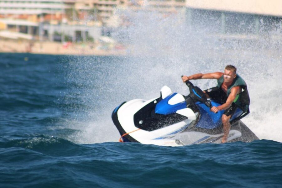 Albufeira: Jet Ski Rental - How the jet ski handles: stable, adjustable, and beginner-friendly
