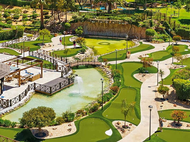 Albufeira: MiniGolf Adventure Park Entry Ticket - The 20 Holes and Waterfalls That Actually Change the Mood