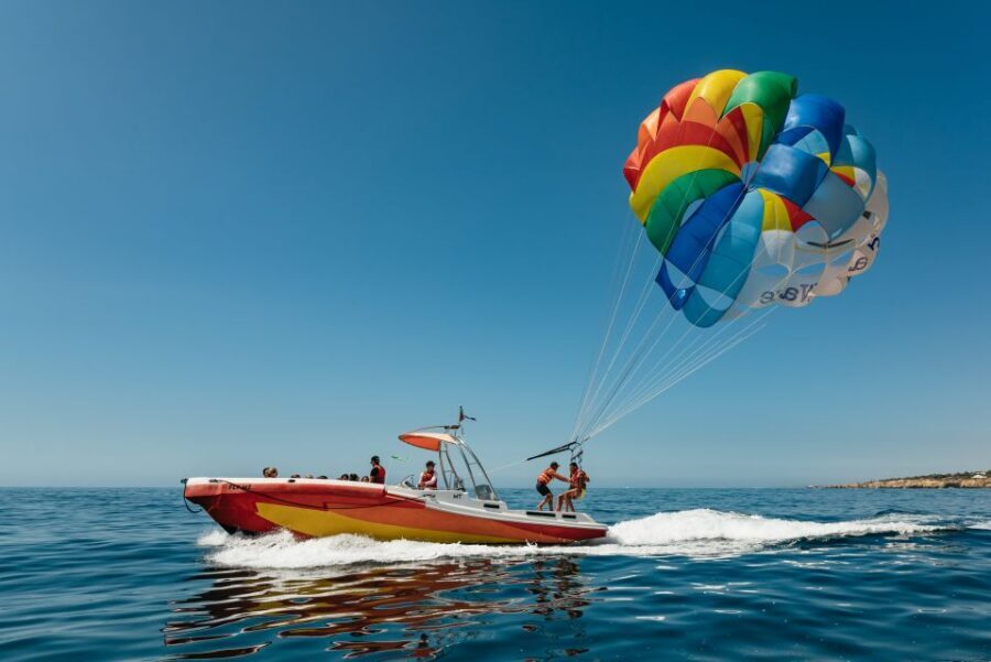 Albufeira: Parasailing Boat Trip - Key things that make this Albufeira parasailing trip worth it