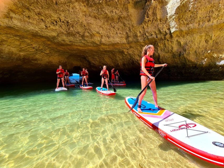 Albufeira: Stand Up Paddle Lesson and Coastal Tour - Meeting point and getting ready at Paddle4Fun
