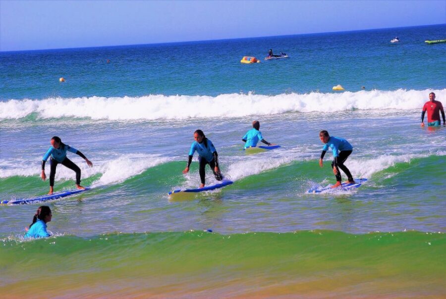 Albufeira: Surfing Lesson at Galé Beach - Who this lesson suits best in Albufeira