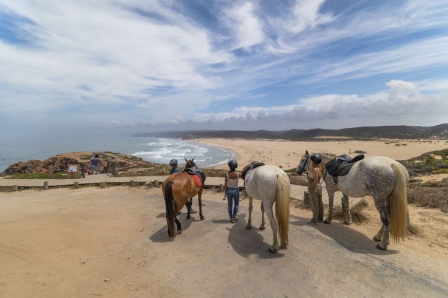 Algarve: 1-Hour Carrapateira Horseback Riding Tour - Should You Book Carrapateira Horseback for 1 Hour?