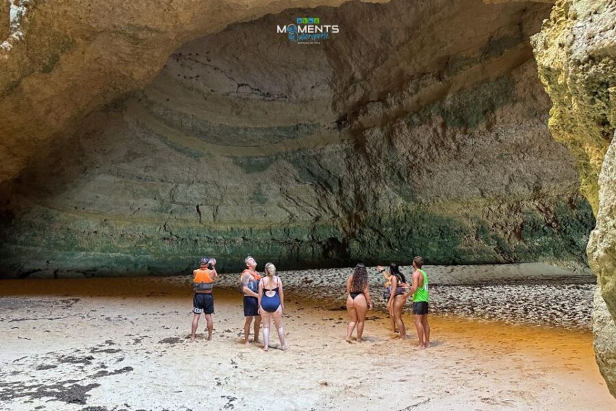 Armação de Pêra: 2-Hour Wild Beaches and Caves Kayak Tour - Getting to the meeting point (and what to do when you arrive)