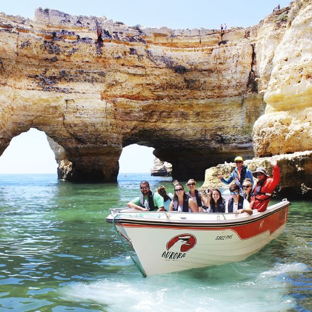 Armação de Pêra: Guided Boat Tour of Benagil's 15 Best Caves - Arriving at Aurora Boat Trips in Armação de Pêra: what to do first