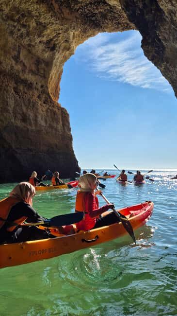 Benagil: Caves, Beaches, and Secret Spots Guided Kayak Tour - Secret stop energy and Gruta dos algarinhos