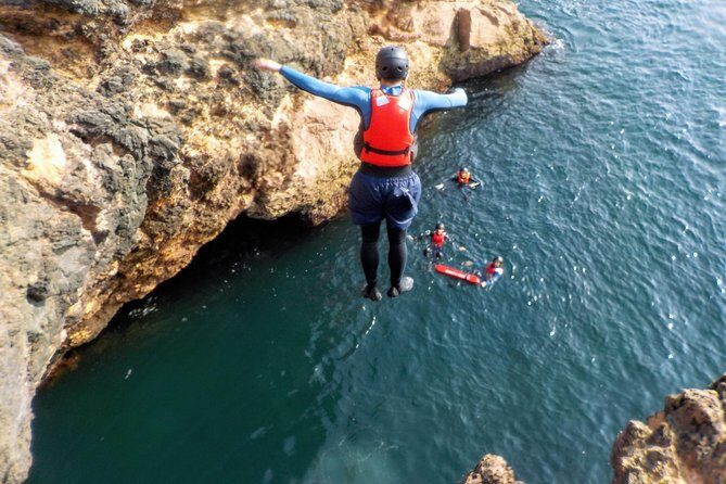 Coasteering and Cliff Jumping Near Lagos - The cliff-jumping progression: from practice drops to 10 meters