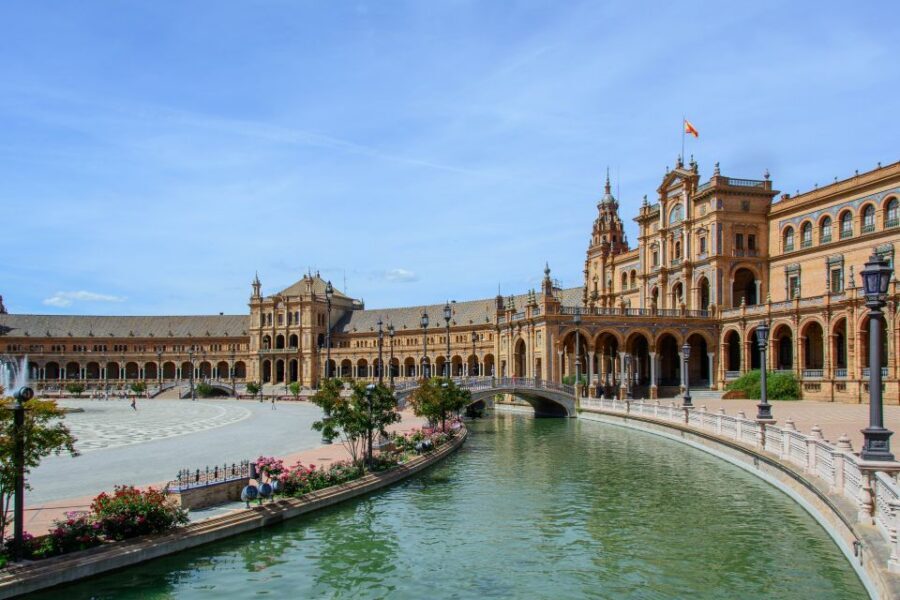 From Algarve: Private Seville Day Trip with Transfer - Pickup and Ride: Comfort That Actually Adds Up