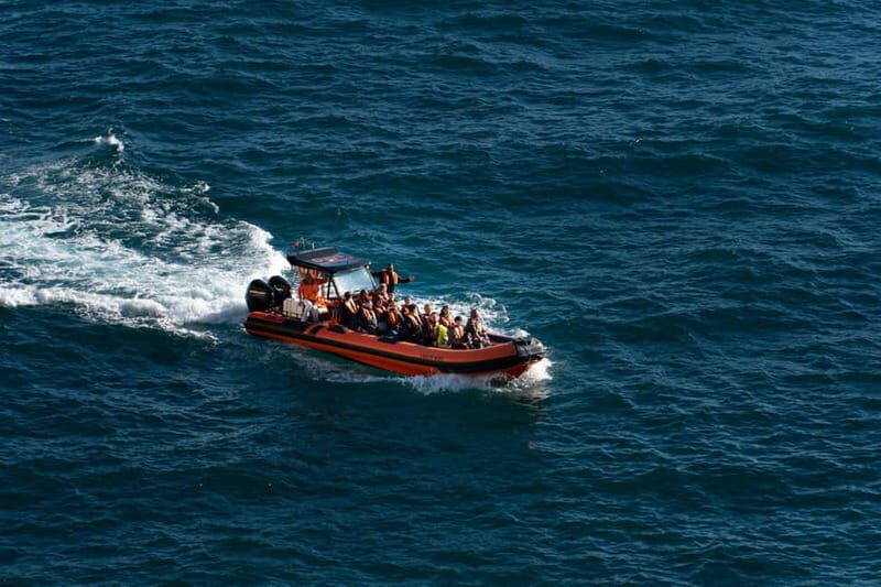 From Lagos: Benagil Caves Speedboat Adventure - On-board comfort and safety: padded seats, jackets, and rules that keep you moving