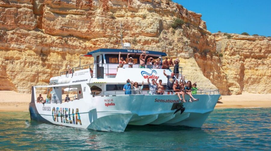 From Portimão: Catamaran Cruise to Benagil Caves with BBQ - Portimão to Ferragudo: the easy start to a great Algarve day