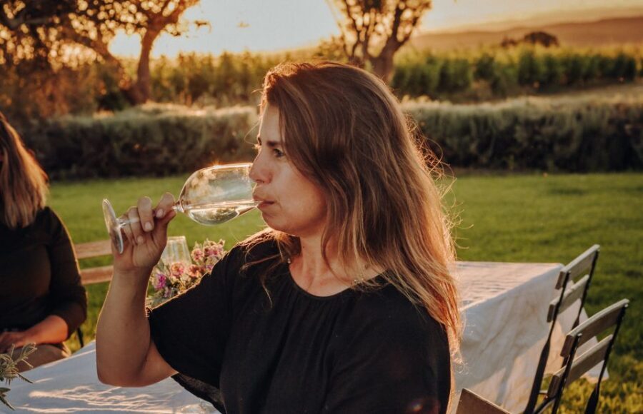 Lagoa: 2.5-Hour Vineyard Dinner with Winetasting - “Winery visit not available”: what this means for your expectations