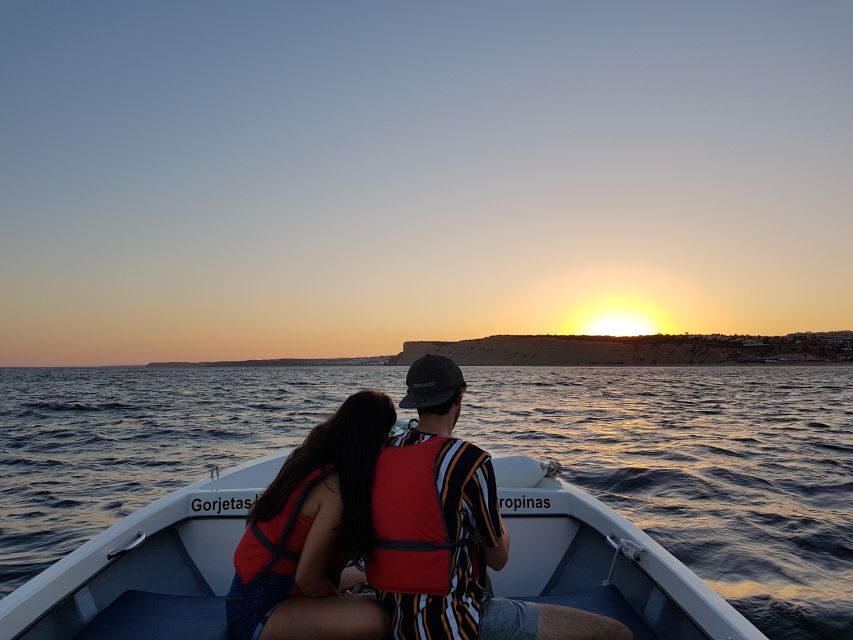 Lagos: Guided Ponta da Piedade Sunset Boat Tour - Sunset time from the water: lighthouse views and those changing colors