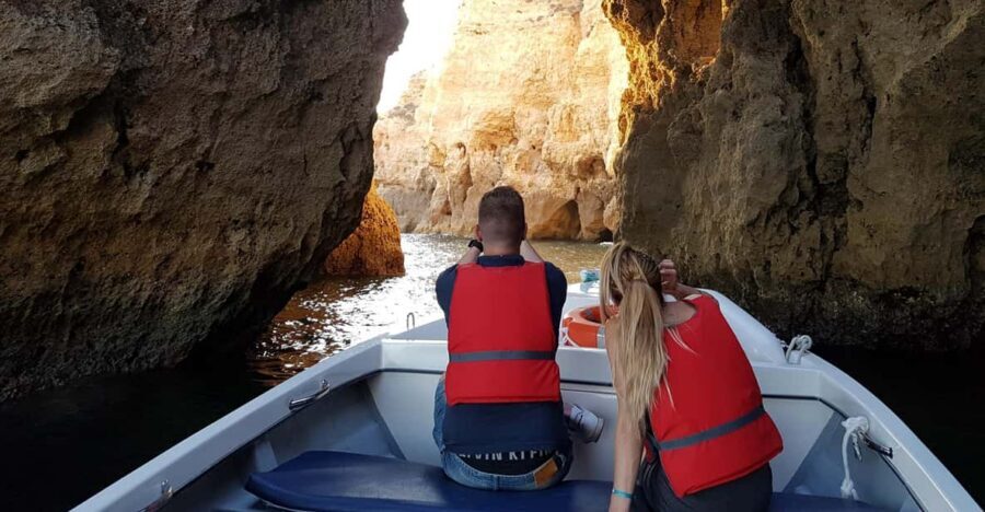 Lagos: Ponta da Piedade Grotto 1-Hour Tour with Local Guide - Siamese Twins, Corridor, and the Arch of Triumph: Narrow Passages Up Close