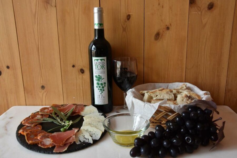 Loulé: Quinta da Tôr Winery Guided Tour and Wine Tasting - Who should book this tour, and who might skip it