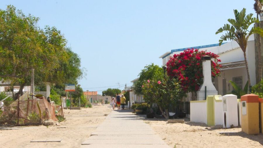 Olhão: 4-Hour Ria Formosa Islands Tour - Getting on the boat in Olhão (and what 4 hours really buys)