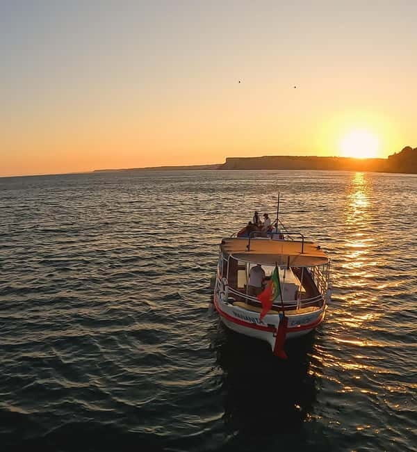 Ponta da Piedade Sunset Cruise from Lagos - Ponta da Piedade from the water: rocks and caves at sunset time