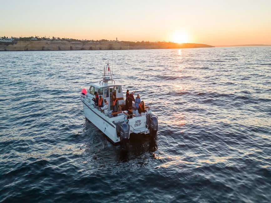 Portimão: Algarve Reef Fishing - Portimão Pier Start: Meet the Crew and Get Your Bearings
