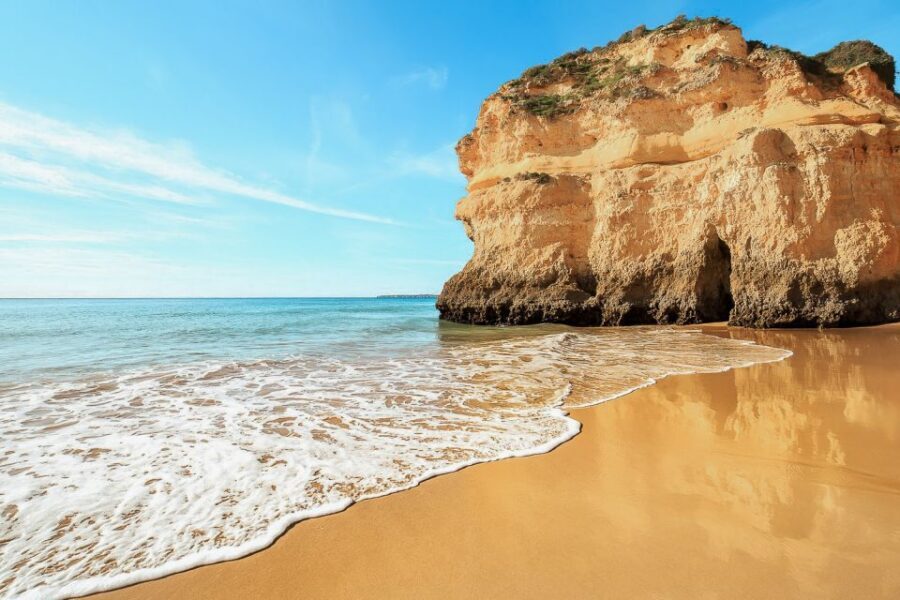 Portimão: Benagil Cave and Praia de Marinha Boat Tour - From Portimão meeting point to the first sightings along the water