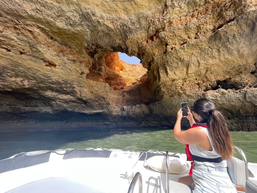 Portimao: Boat trip to the Benagil Cave - The departure feel: Portimão Naval Club to Ferragudo