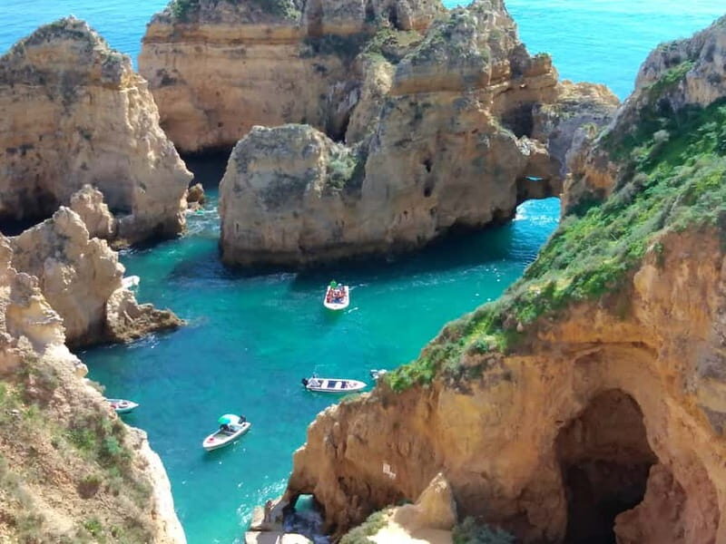 Private Tour to Lagos, Ponta da Piedade and Portimao - Getting Picked Up and Settling In for a 7-Hour Loop